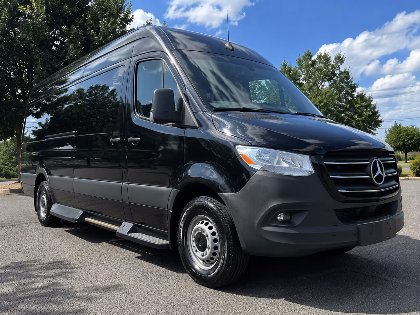 find the perfect transportation for your next corporate event 2