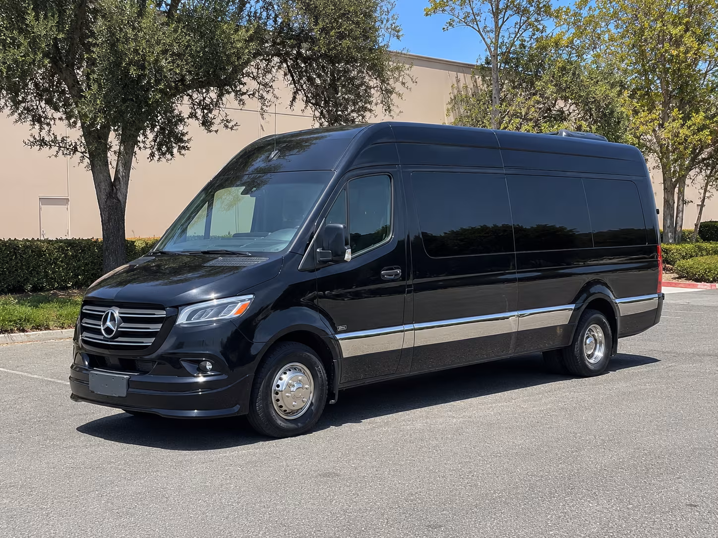 find the perfect transportation for your next wedding 2